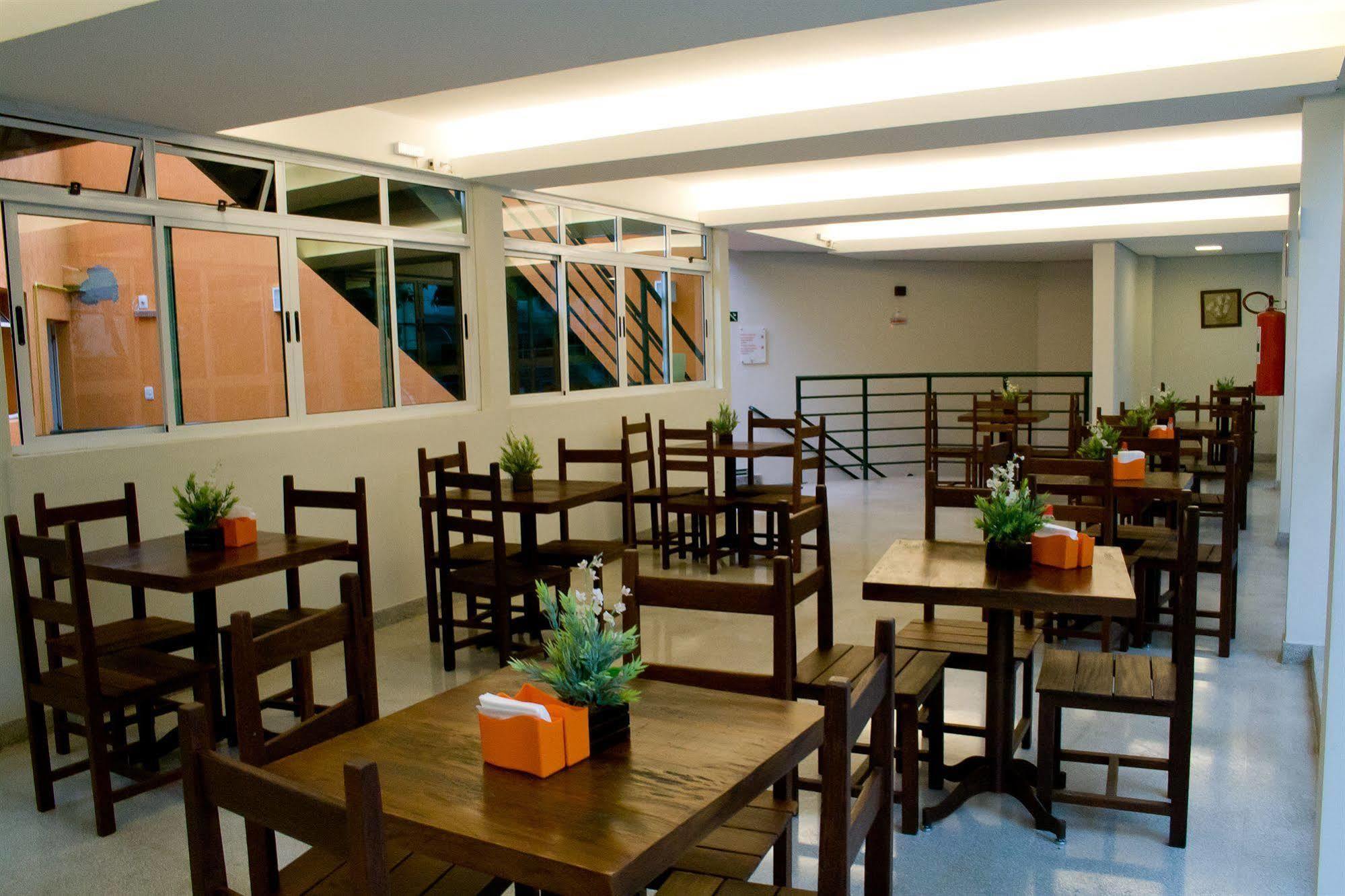 Bh Boutique Hostel Белу-Оризонти Экстерьер фото